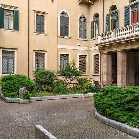 Apartamento Antica Residenza Adua Verona Exterior foto